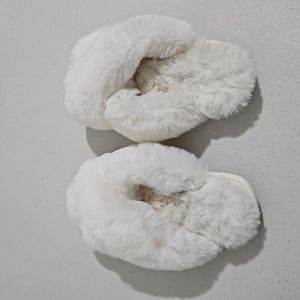 Kids slippers